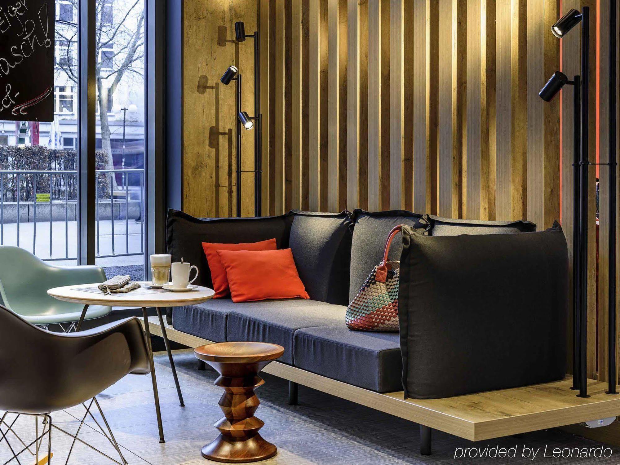 Meininger Hotel Leipzig Hauptbahnhof Bagian luar foto