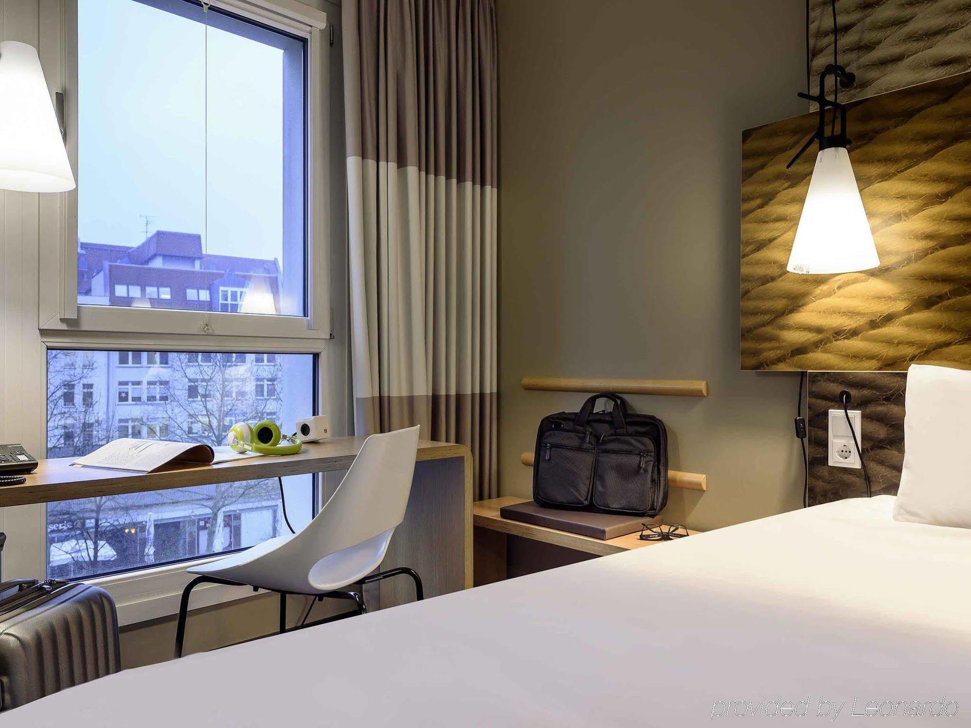 Meininger Hotel Leipzig Hauptbahnhof Bagian luar foto