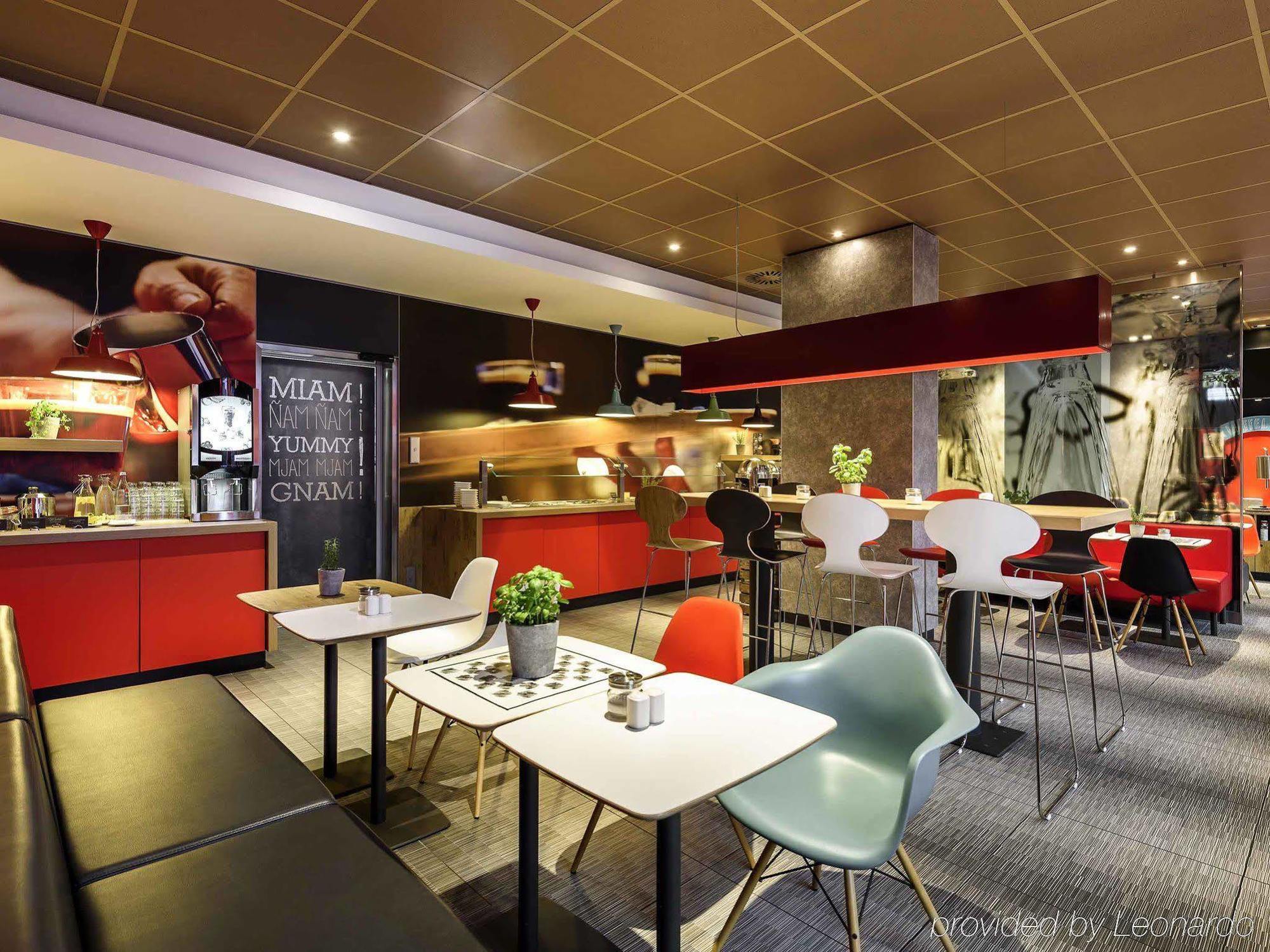 Meininger Hotel Leipzig Hauptbahnhof Bagian luar foto